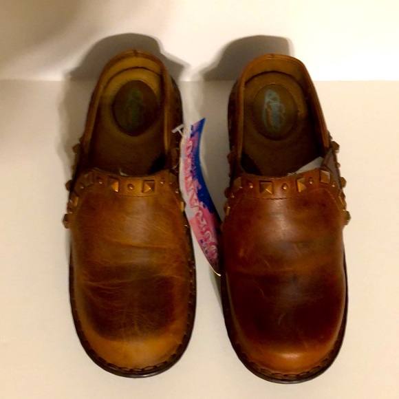 Y2K Durango Head West Studded Dream Clogs, Size 6M, Color Cognac Brown “NIB” - Picture 5 of 7